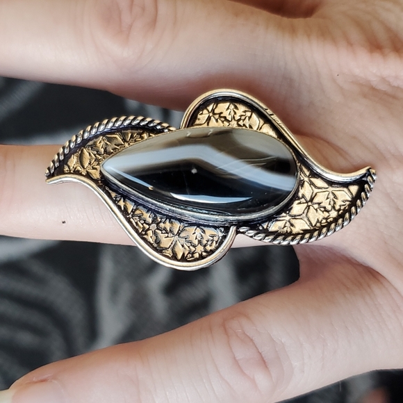 New Oversized Banded Agate 925 Silver Statement Ring. - Picture 5 of 11